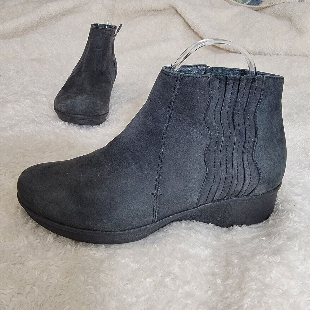 Dansko Larkin Ankle Boots Booties Womens Sz 7.5-8 US 38 EU Black Nubuck‎ Leather